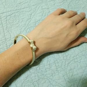 Kate Spade creme & gold bow bracelet